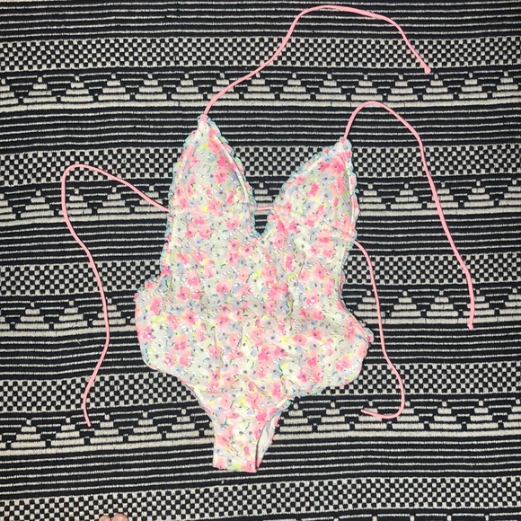 One Piece Swimsuit - Picture 1 of 7